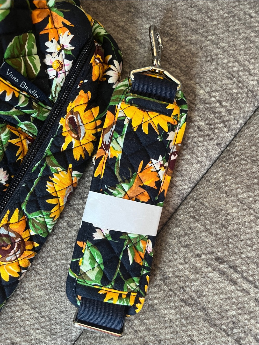 Vera Bradley Deluxe Travel Tote Sunflowers Quilted Tote Bag with trolley sleeve - Picture 7 of 16